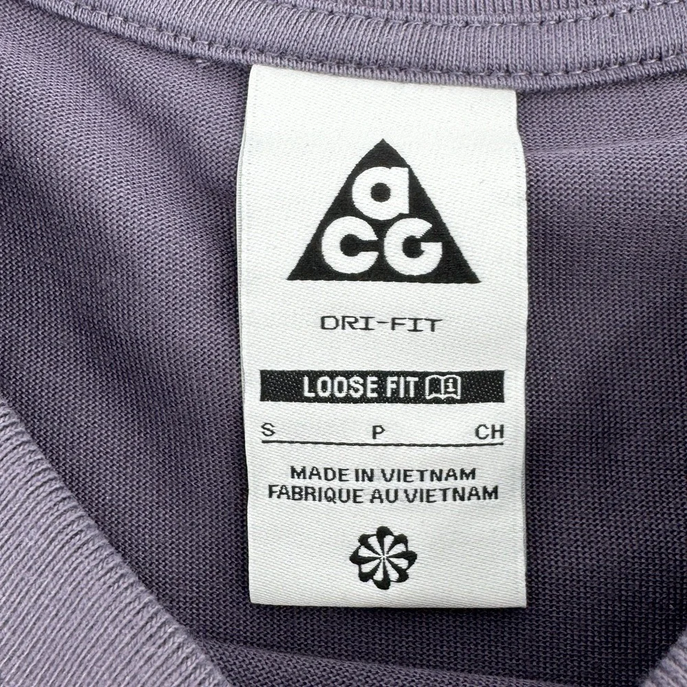 Nike ACG Dri-Fit Frontier T Shirt Loose Dark Raisin Mens Small Graphic Hiking